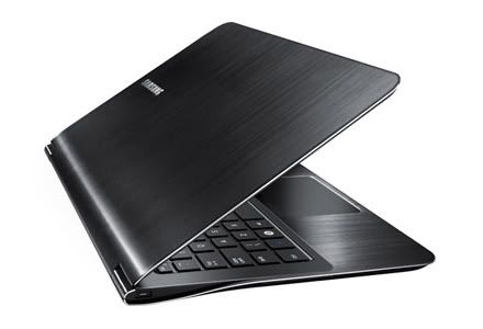Laptop Samsung Series 9-NP900X3A-A01VN siêu mỏng, giá rẻ Hà Nội!