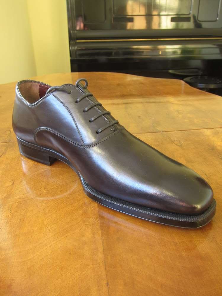 Sutor_Mantellassi_Black_Plaintoe_Oxfords_03.jpg