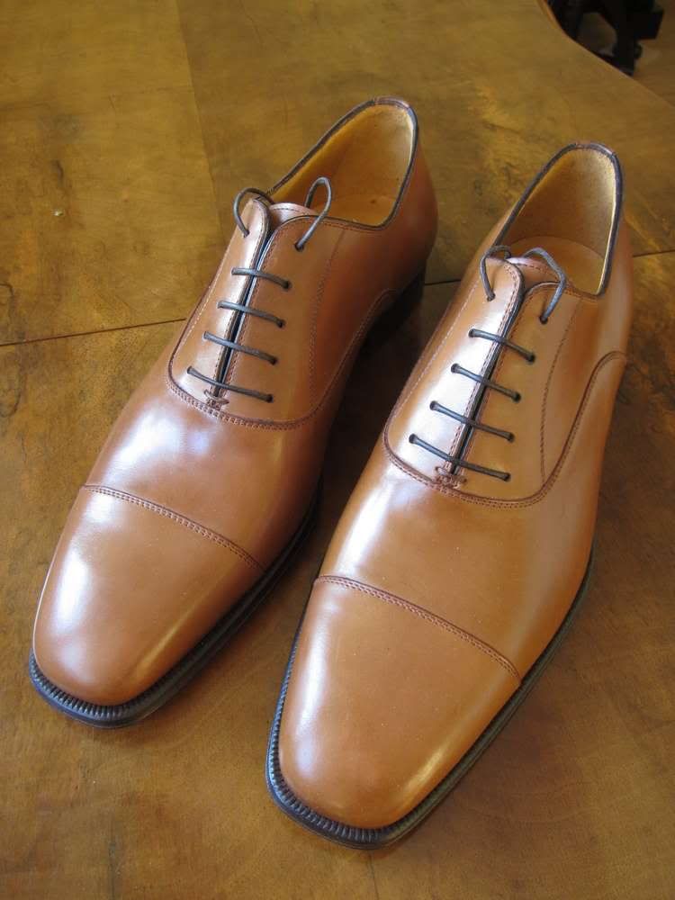 Sutor_Mantellassi_Tan_Captoe_Oxfords_01.jpg