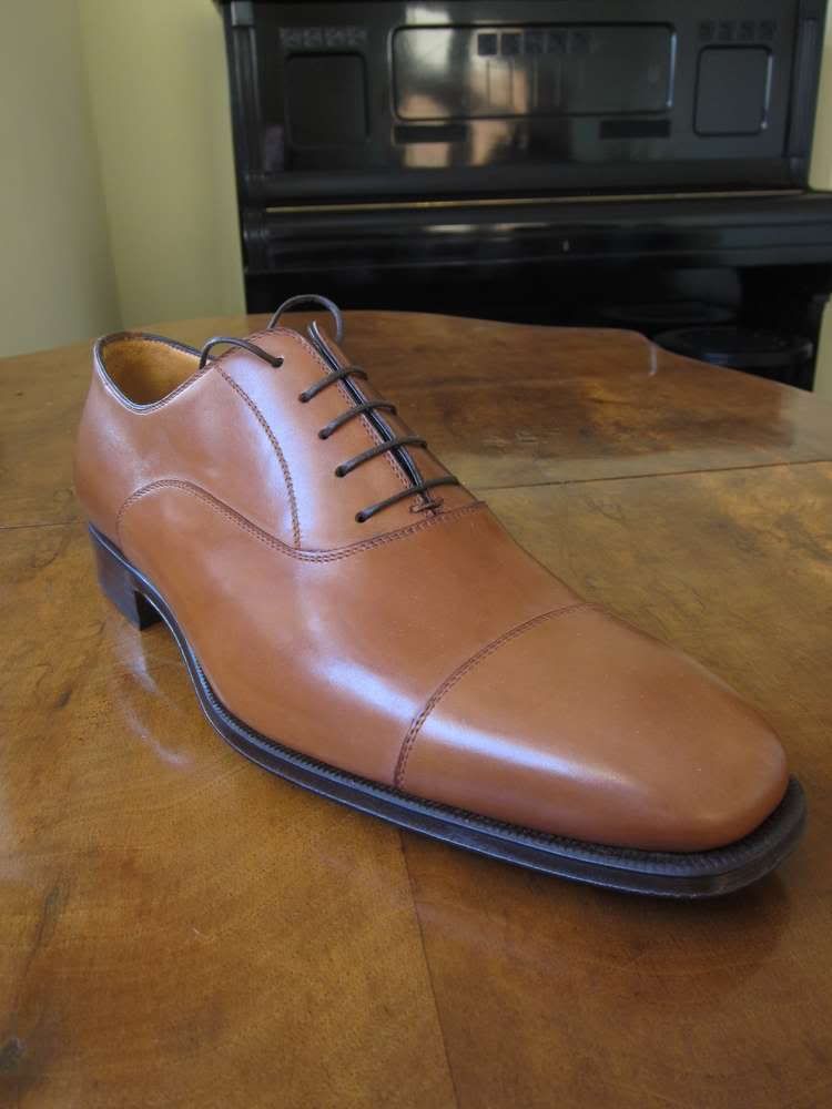 Sutor_Mantellassi_Tan_Captoe_Oxfords_03.jpg