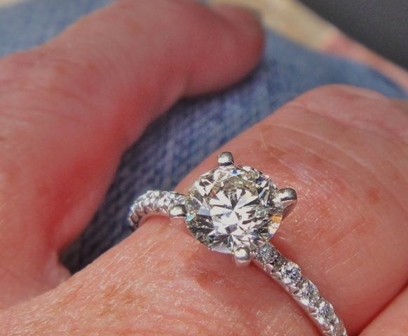 james allen french cut pave setting on finger