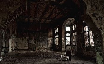 [Image: creepy_hall_by_olimueller-d3g41rx_zpsa842208d.jpg]