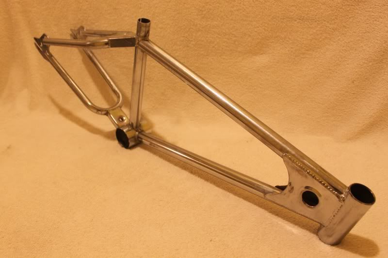 For Sale / Oldschool Mongoose frame 20" BMX vintage