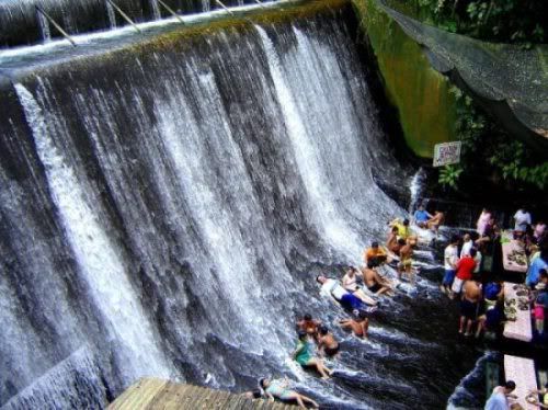 naturaleza-viaje-restaurante cascada-Quezon-Filipinas-platos filipinos