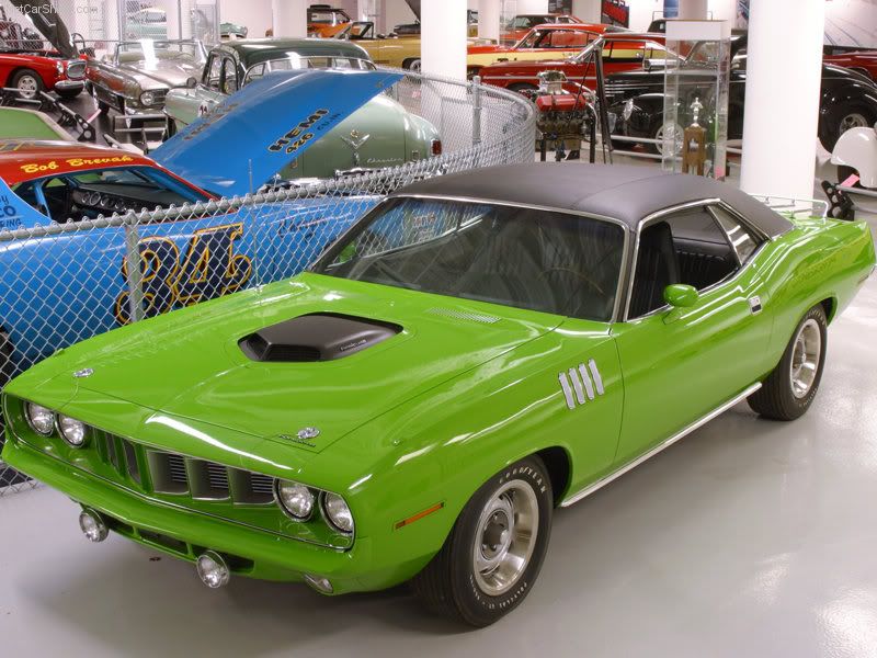 Plymouth-Hemi_Barracuda_1971_800x600_wallpaper_01.jpg