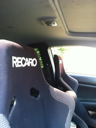 recaro0.jpg