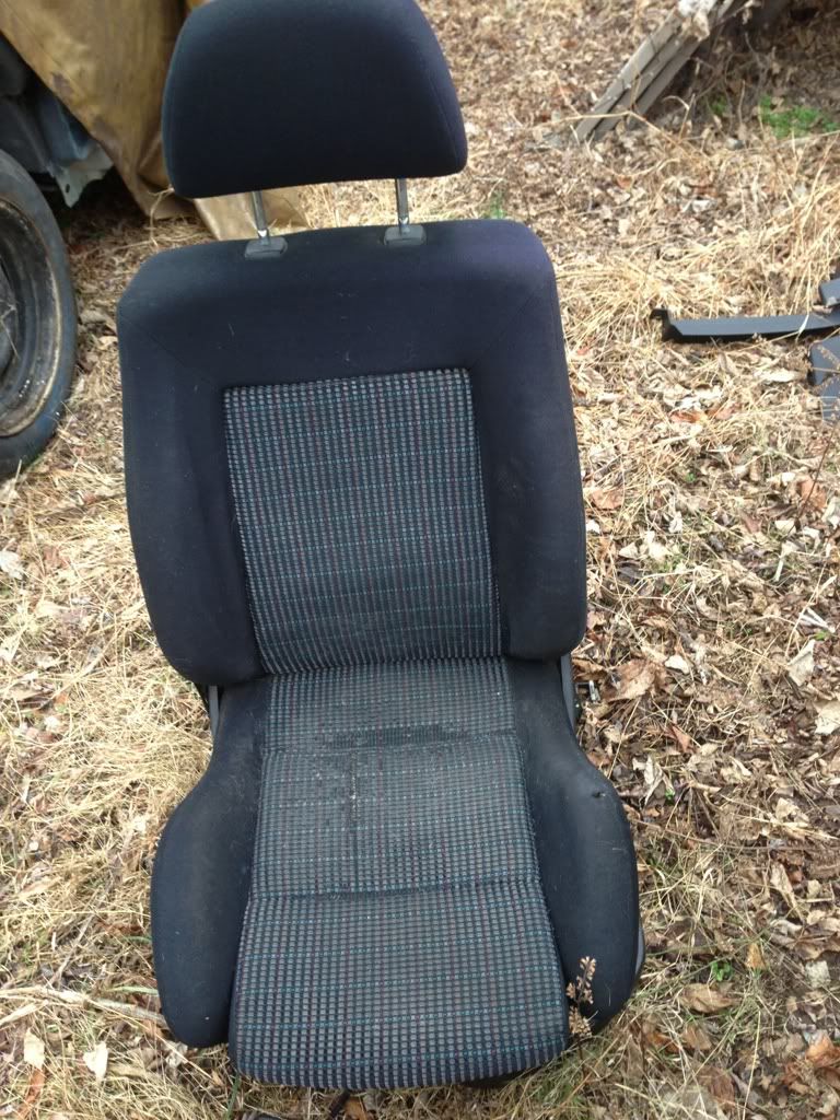 F/s set of black cloth seats 150 VW Vortex Volkswagen Forum