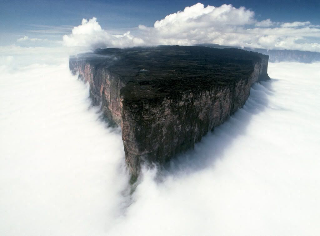 Mount_Roraima_Venezuela.jpg