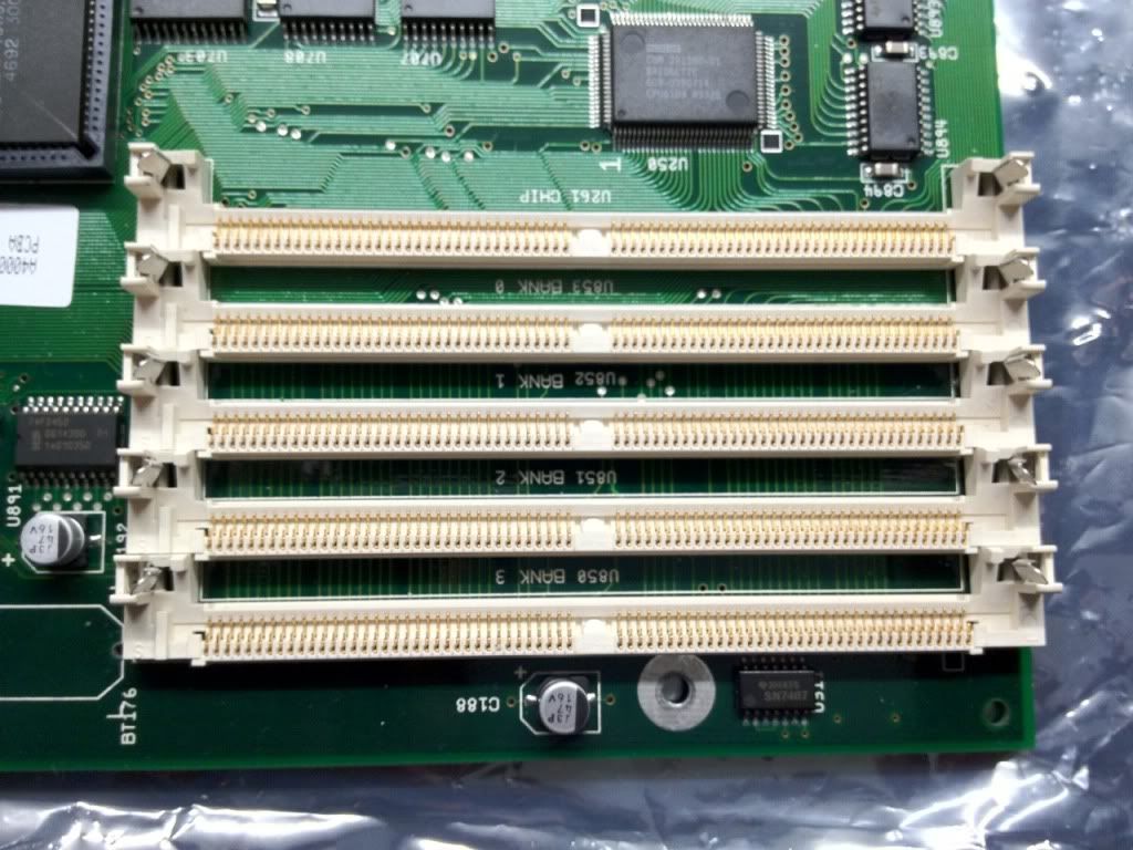 Sold Amiga 4000 motherboard FULLY RECAPED in excellent condition ...